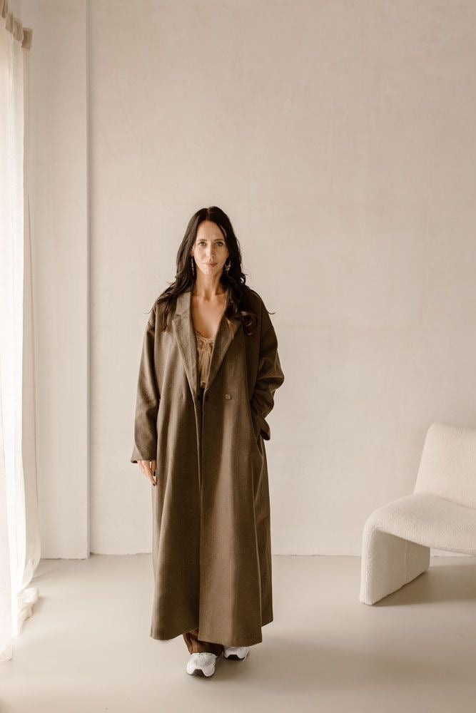 Jas Moon Taupe