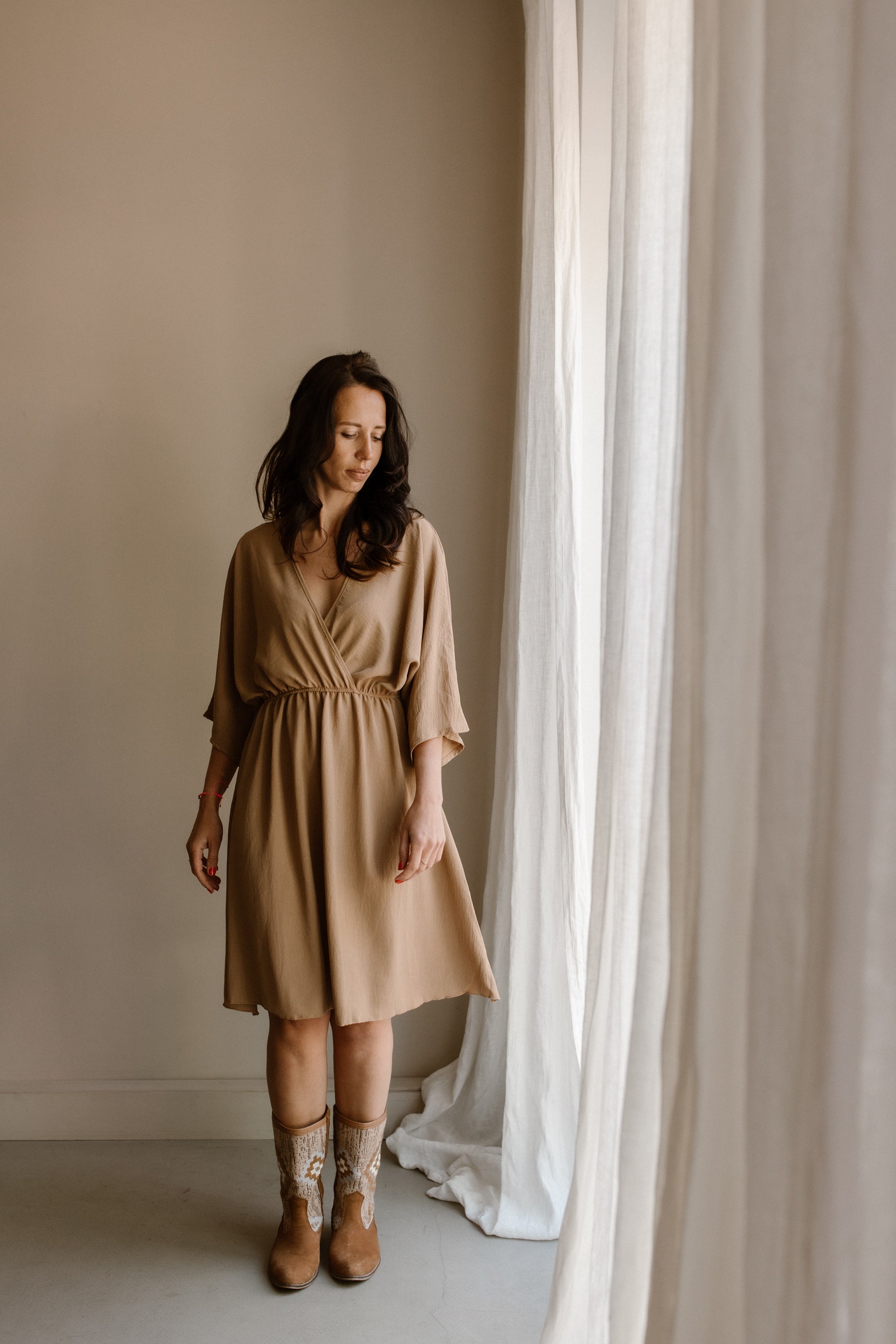 Dress Jip Camel Pre-Order Delivery Time 2/3 Weeks