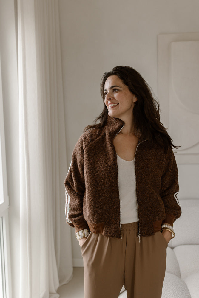 Veste Loes Bruin