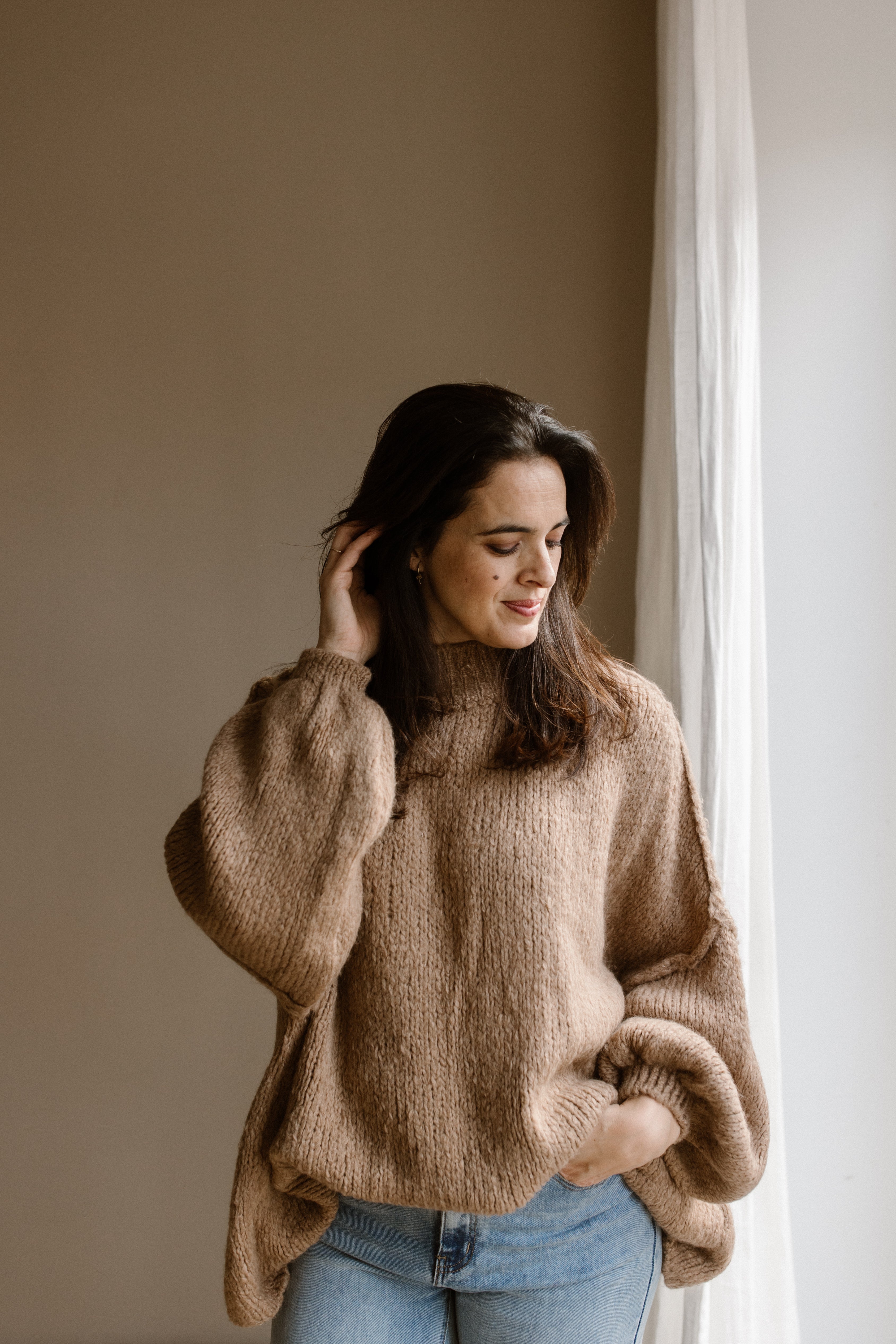 Sweater moon camel