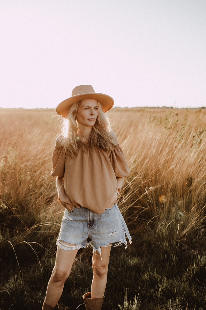 Top Bobby licht camel