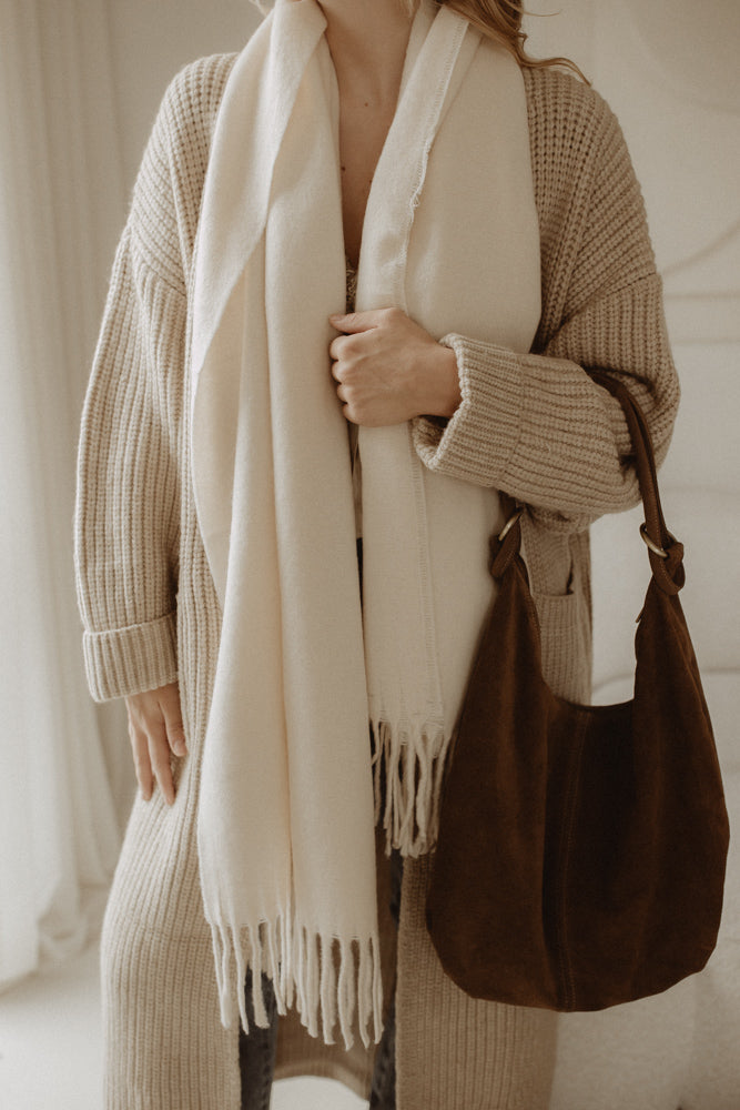 Scarf LOT. cream