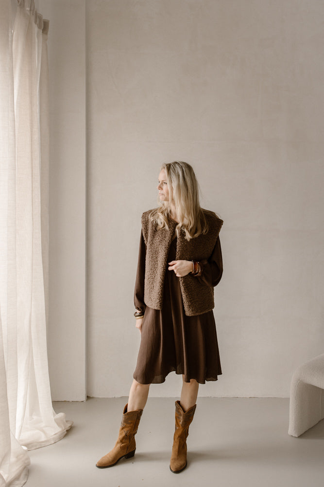 Robe Keet marron