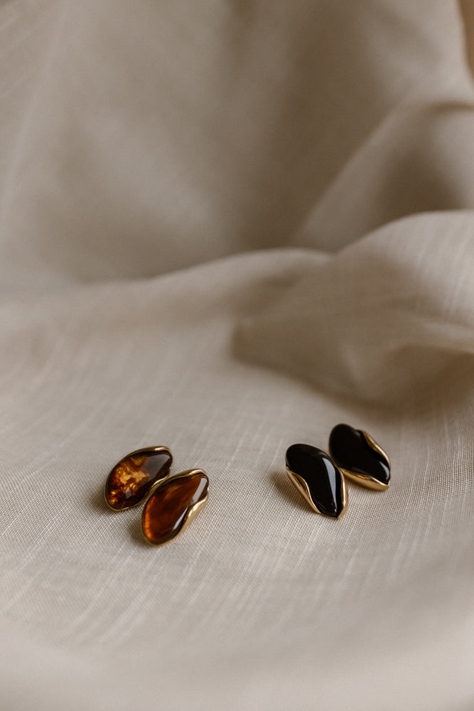 Boucle d'oreille LOT. noir