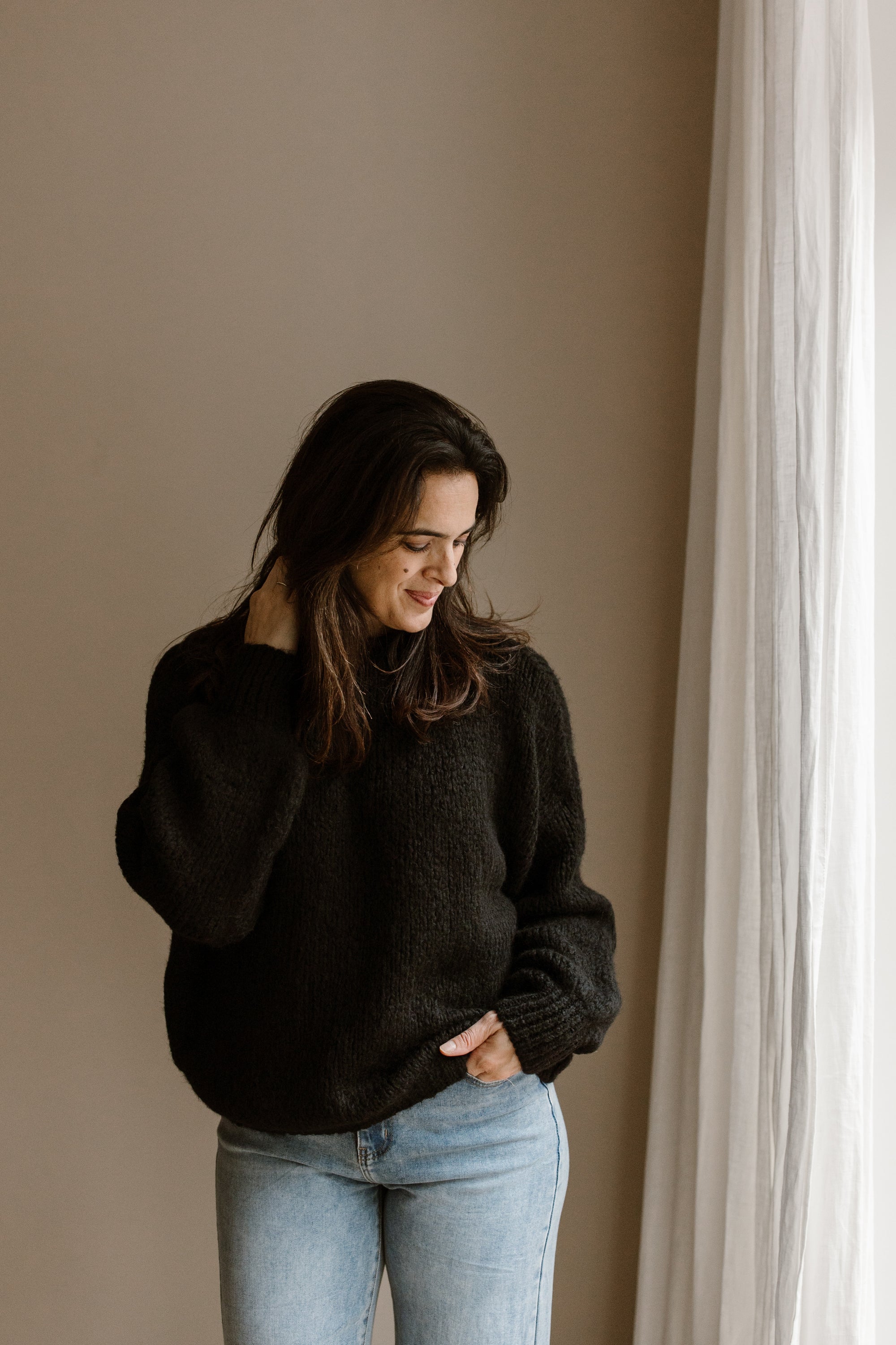 Sweater Sam Black