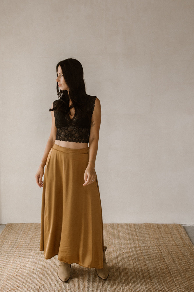 Rok Luna Oker/ Camel