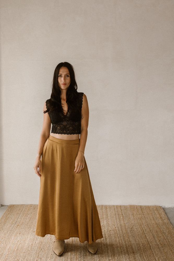 Rok Luna Oker/ Camel