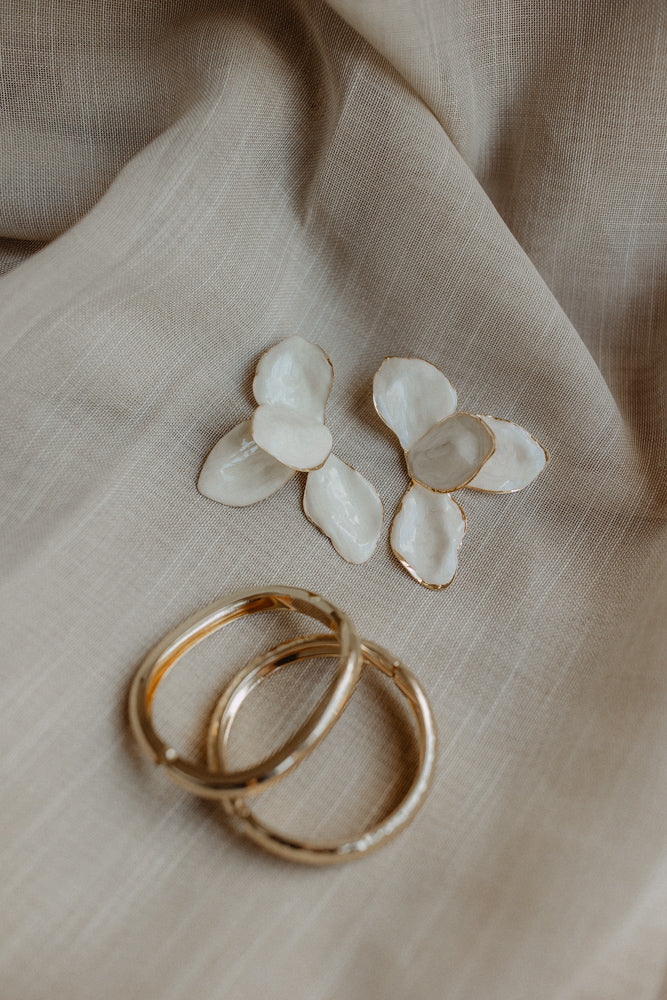 Earring Sara cream