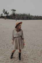 Dress Noortje beige