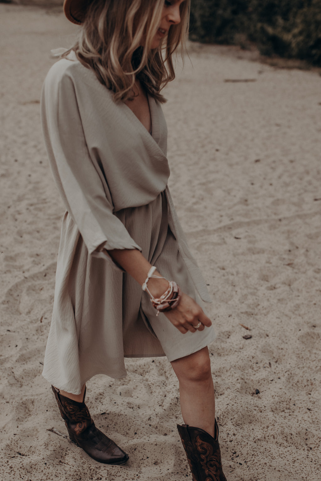 Dress Noortje beige