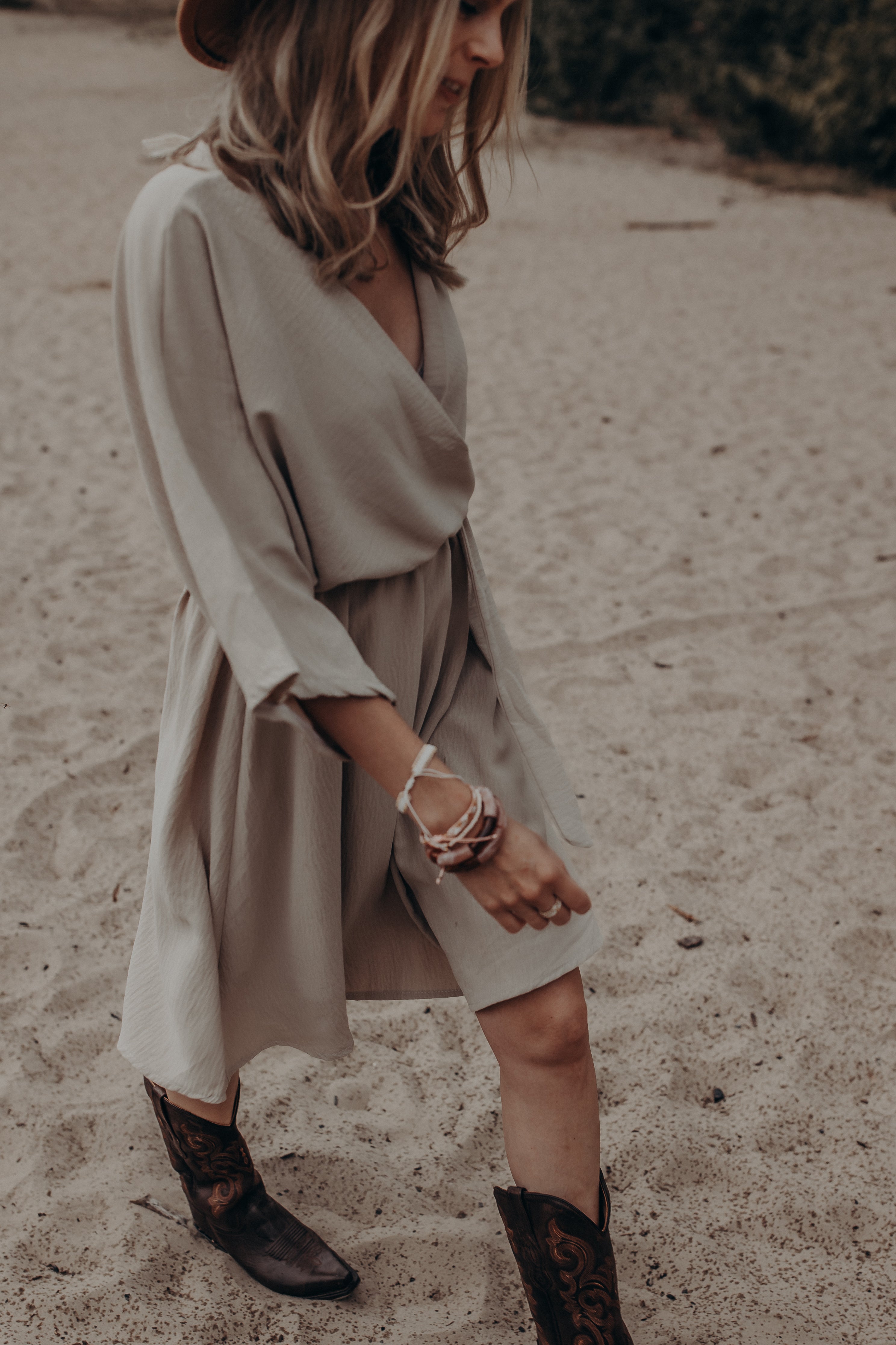 Dress Noortje beige
