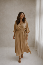 Dress jet light camel