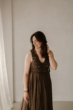 Kleid Modell Sara braun