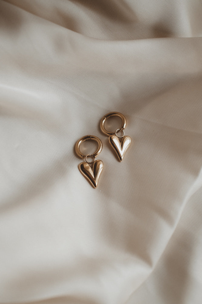 Oorbel hart goud