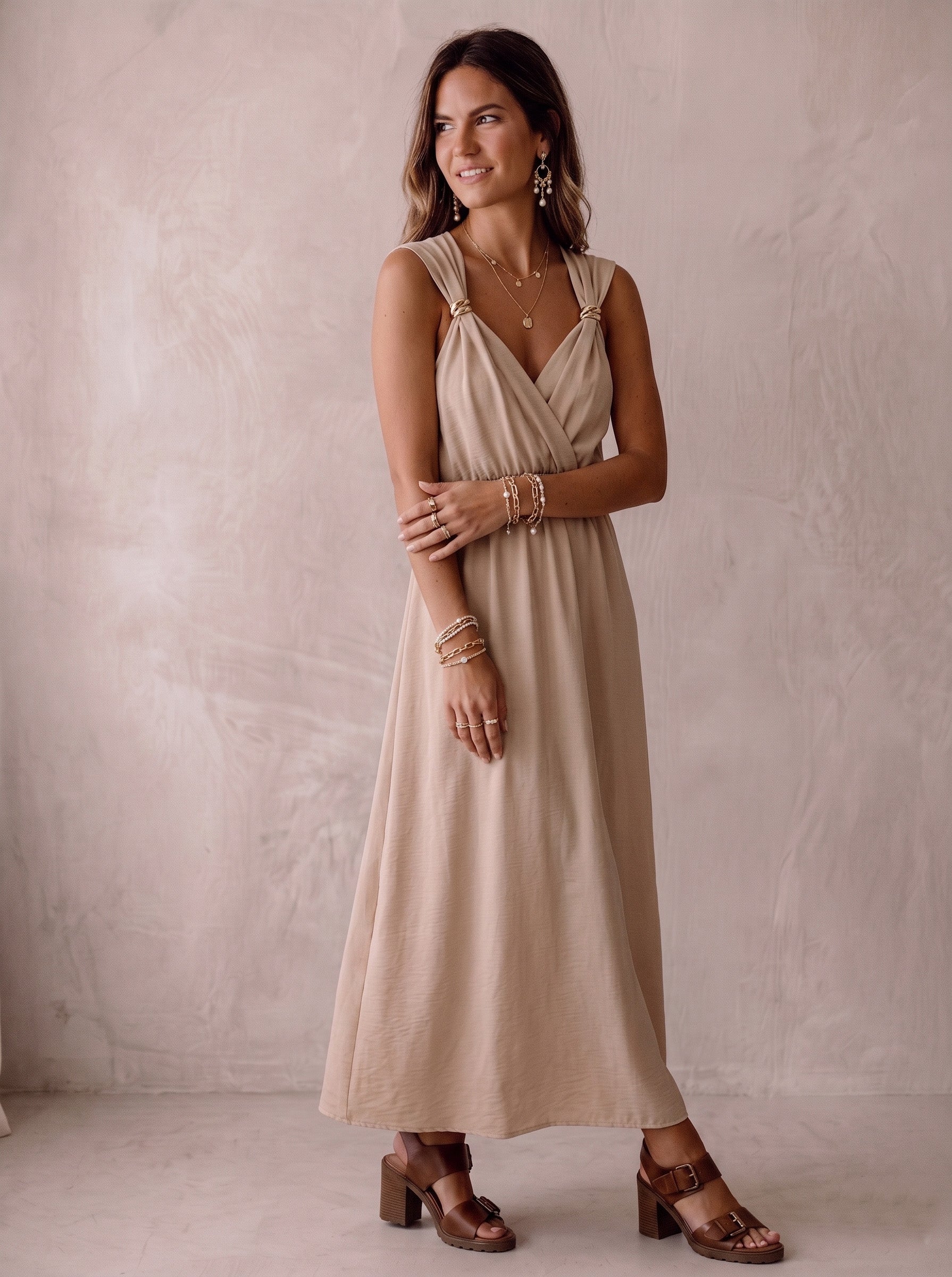 PIÈCE STUDIO ⚡Robe Jess beige N°1