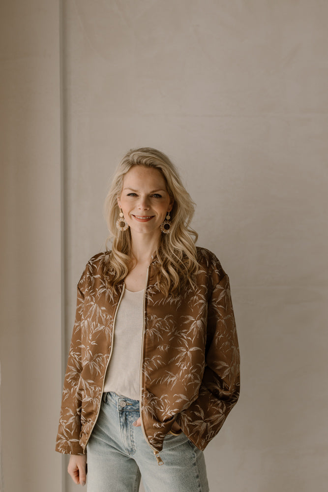 Jacket palm brown
