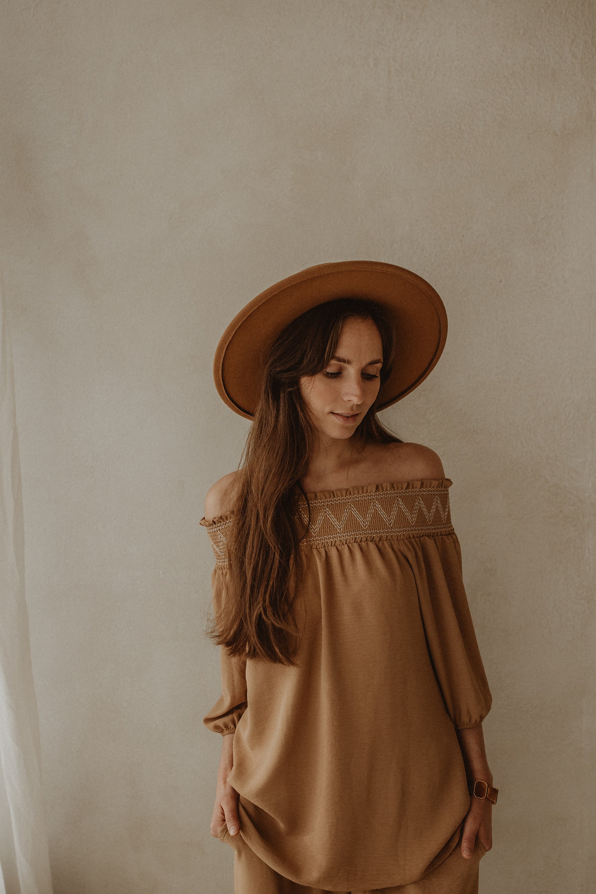 Set  Nika Camel