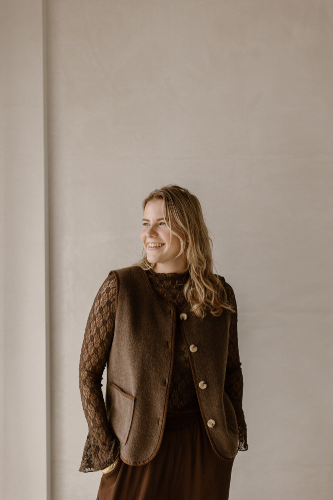Cardigan brown