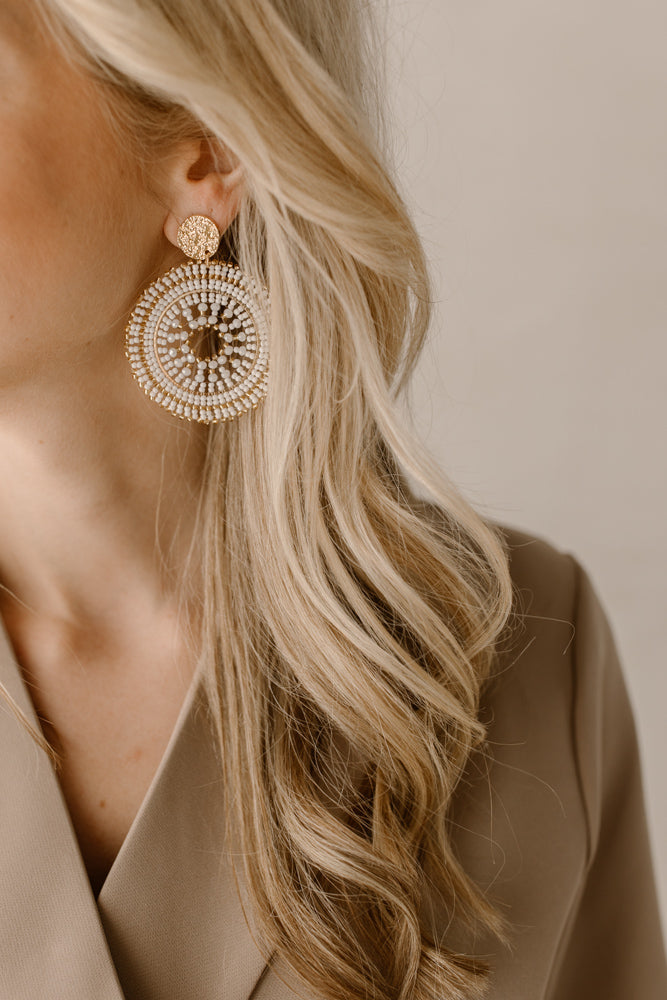 Boucle d'oreille anneau blanc