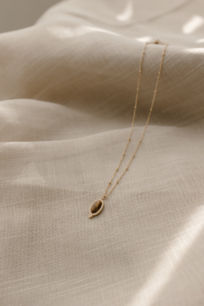 Collier ovale marron