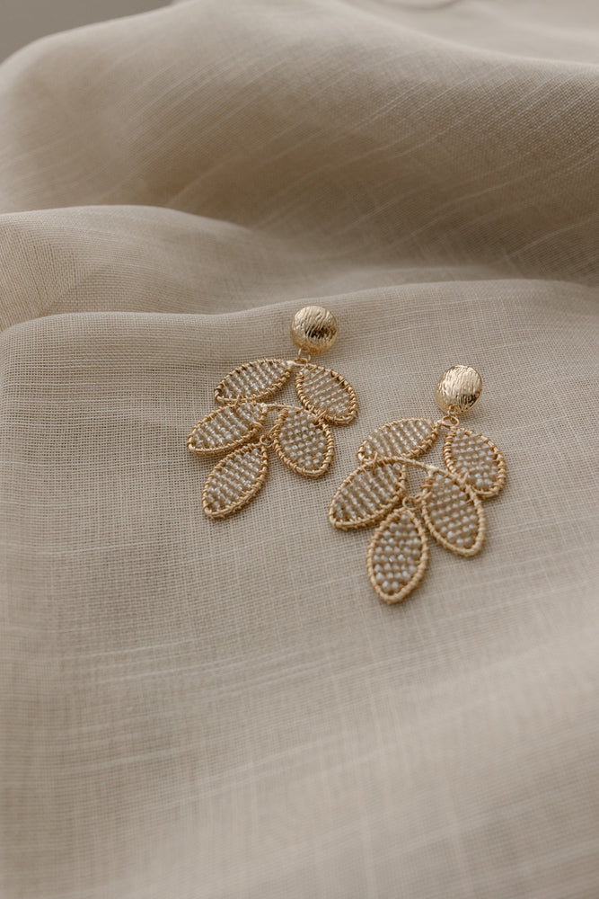 Leaf earring
