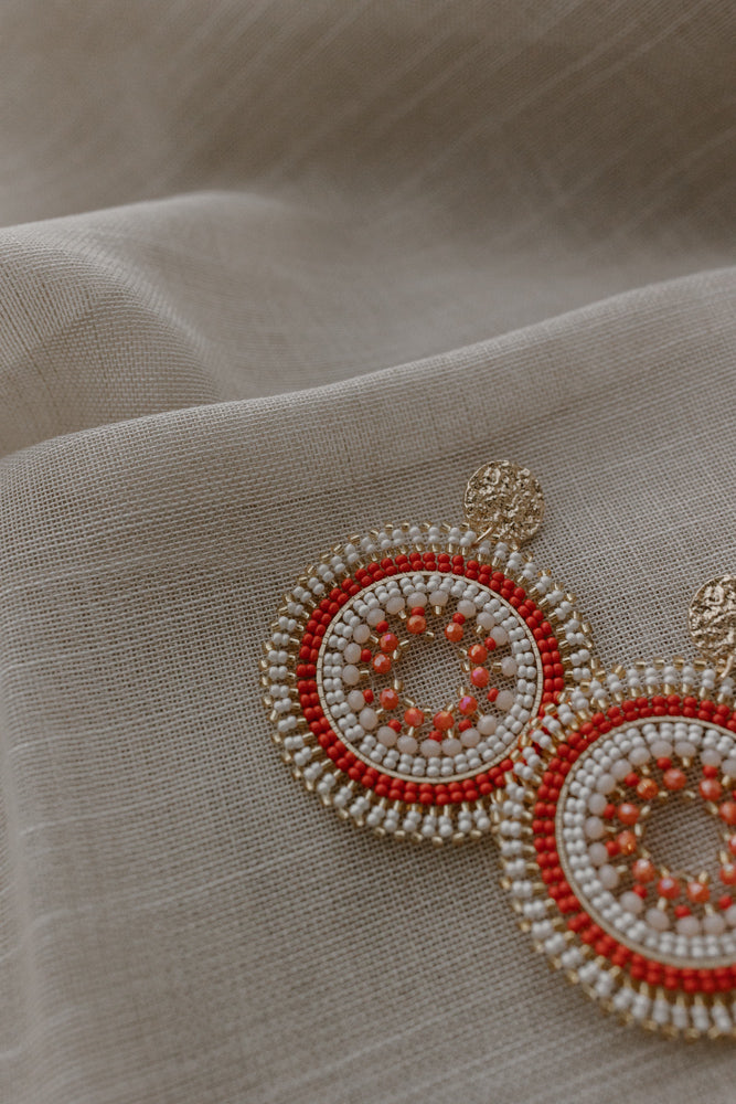 Earring hoop color