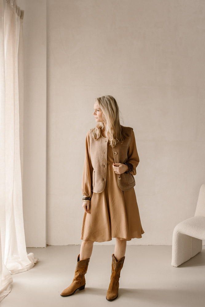 Jurk Keet licht camel