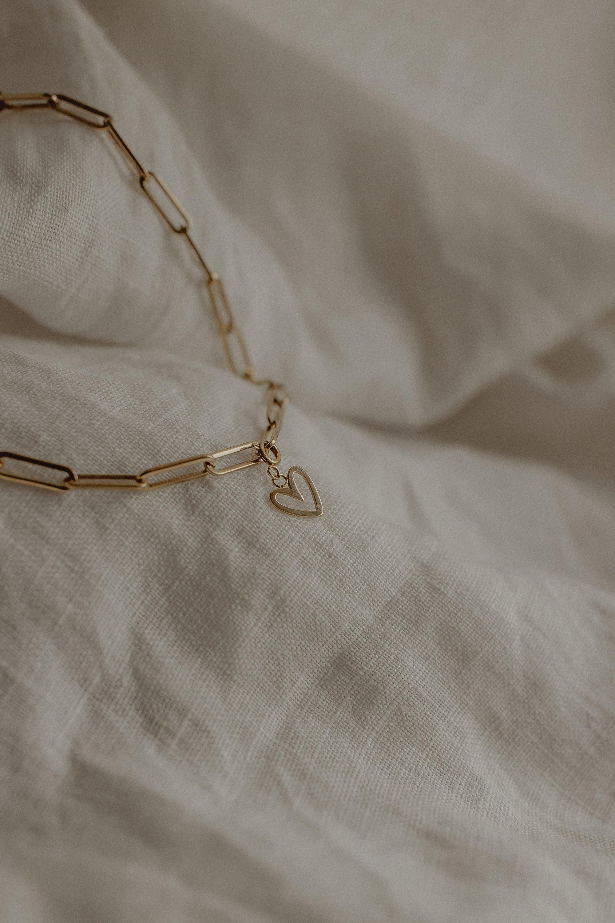 Armband July