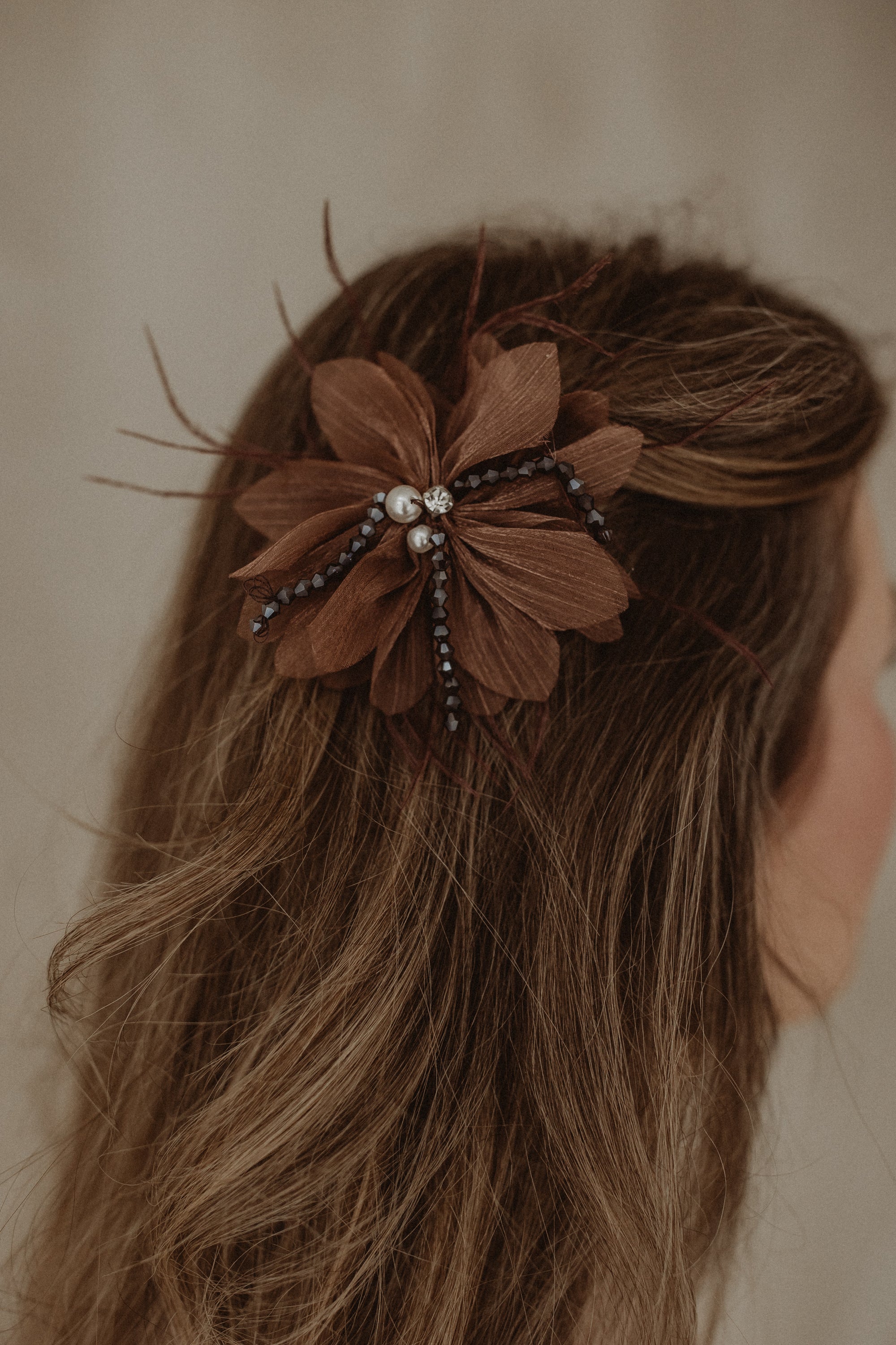 Haar accessoire pearl brown