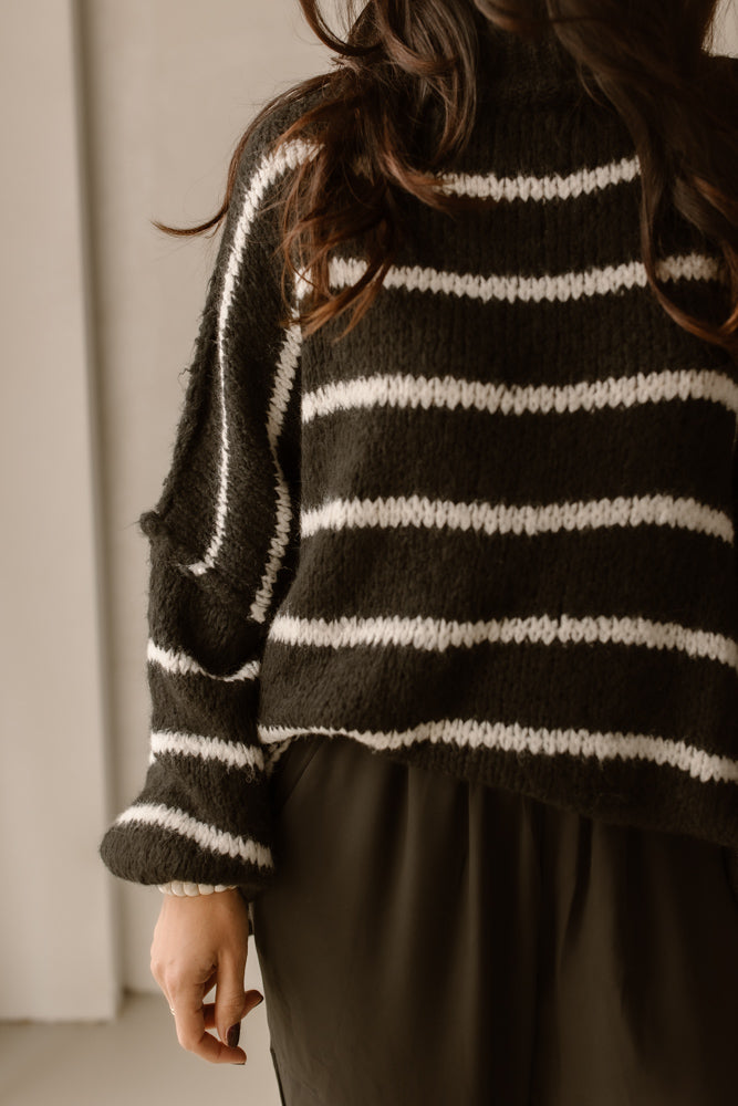 Trui maan stripe  Zwart/Creme