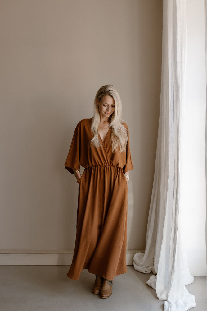Dress Puck Camel