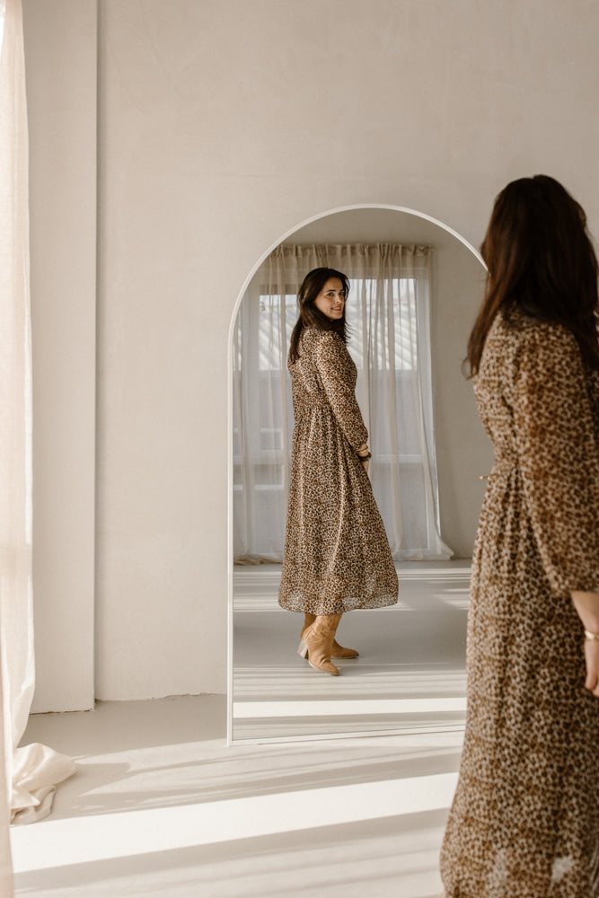Jurk model Dinja