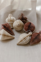 Weihnachtsbaumanhänger Kegel