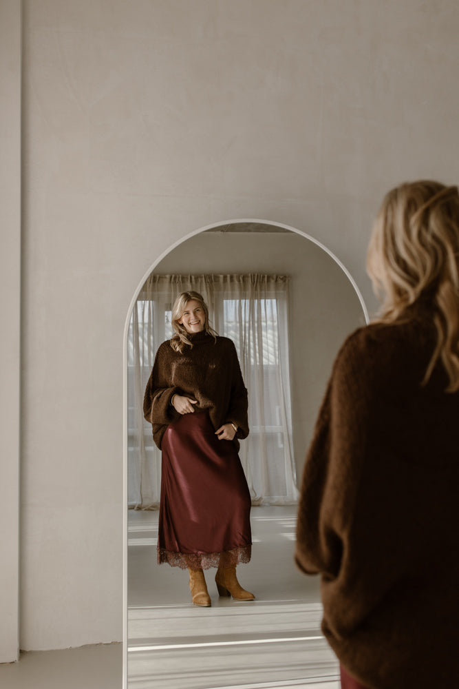 Rok model Nora