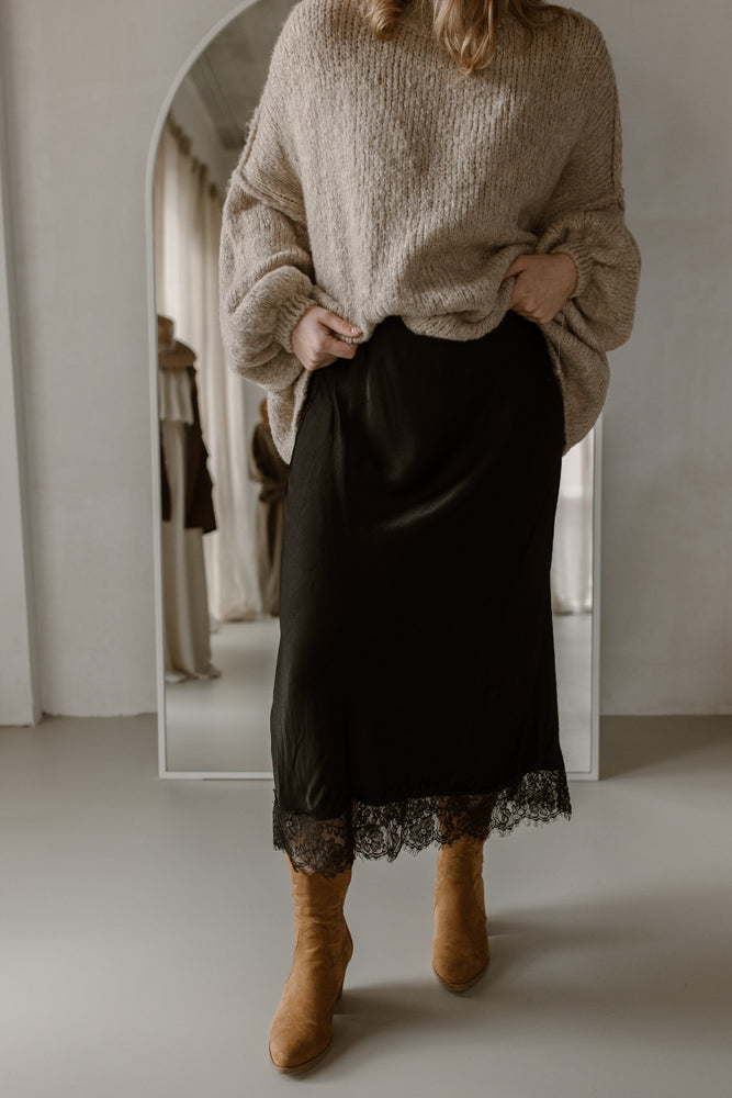 Rok model Nora