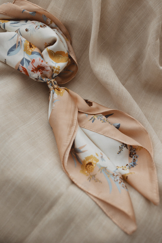 Flower color scarflet